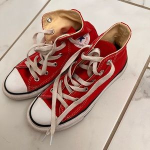 Chuck Taylor All Star Classic - Red Converse High-Top